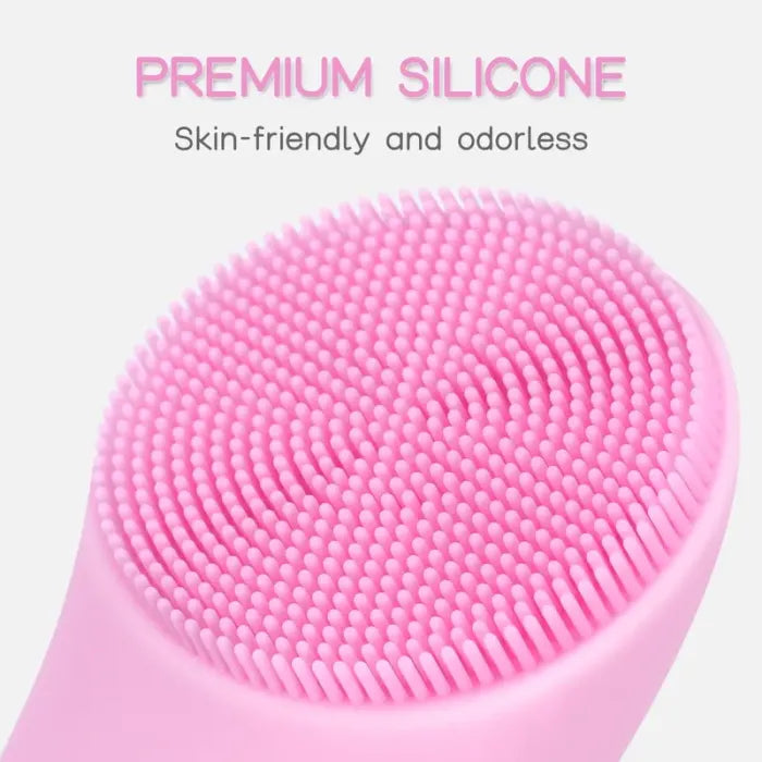 Woman applying CAPLIO brush
